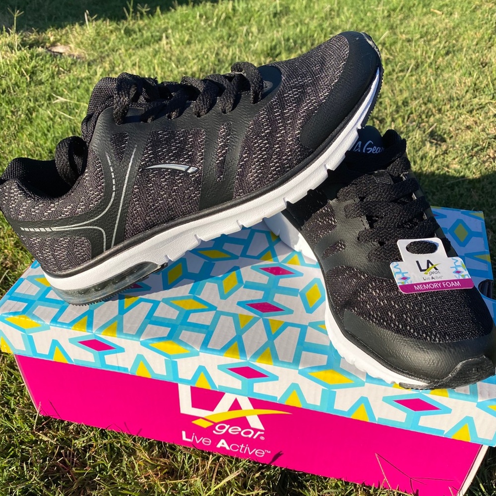New LA Gear KTE Memory Foam Black/White
